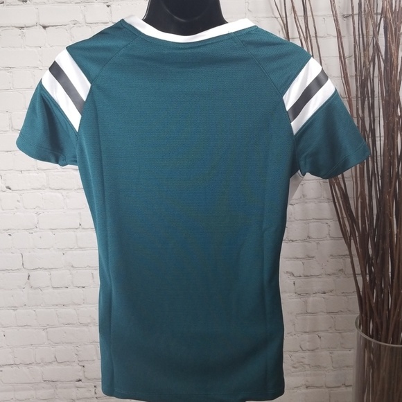 SOLD- Philadelphia Eagles Jersey - Picture 2 of 4